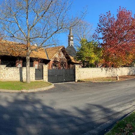 Studio Dans Les Ecuries Du Chateau Bonnelles Екстер'єр фото