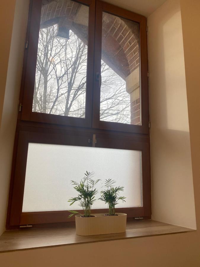 Studio Dans Les Ecuries Du Chateau Bonnelles Екстер'єр фото